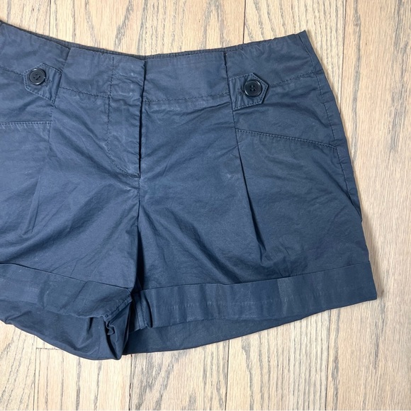 Thoery Women’s Black Cuffed Pleated Shorty Shorts Size 00 - Picture 4 of 12